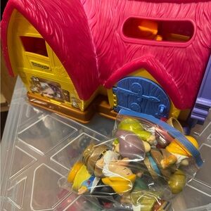 RARE Snow White/Disney Fisher-Price Little People Playset